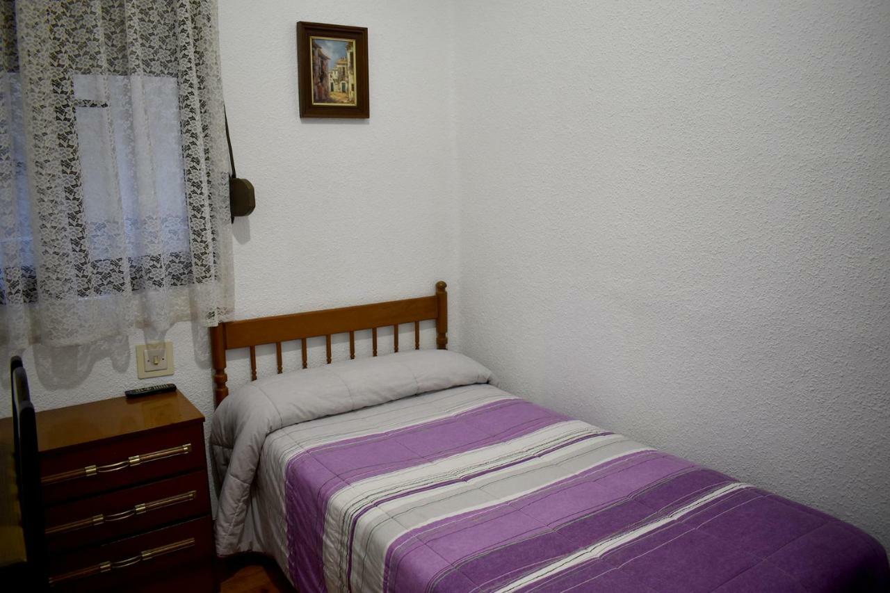 Hostal Oviedo Hotel เลออน ภายนอก รูปภาพ