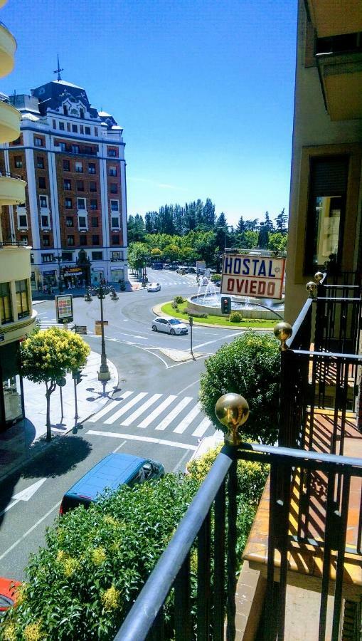 Hostal Oviedo Hotel เลออน ภายนอก รูปภาพ