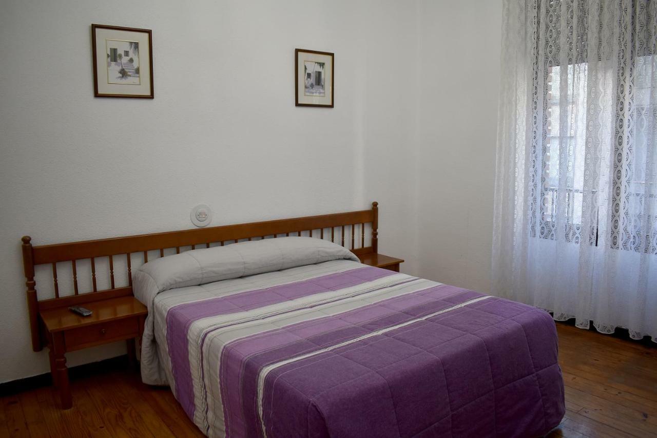 Hostal Oviedo Hotel เลออน ภายนอก รูปภาพ